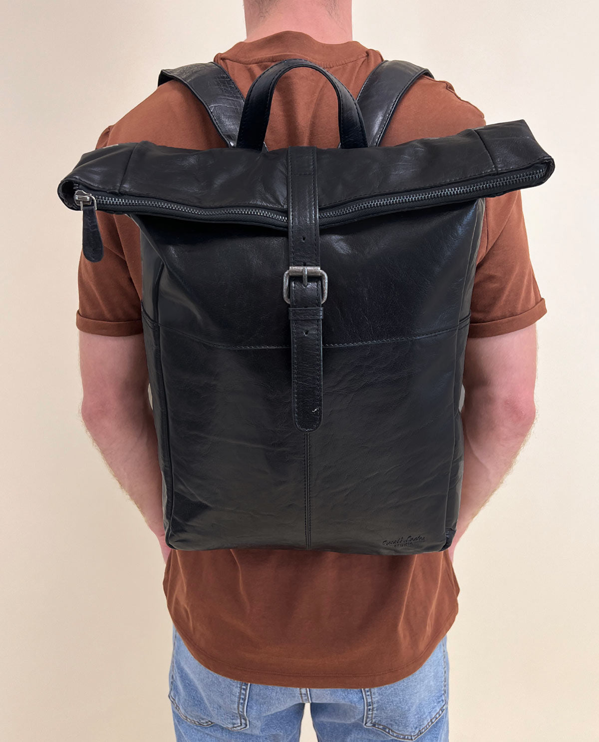 gusti-leder-henning-lederrucksack-city-rucksack-f-r-b-ro-und-freizeit image 1