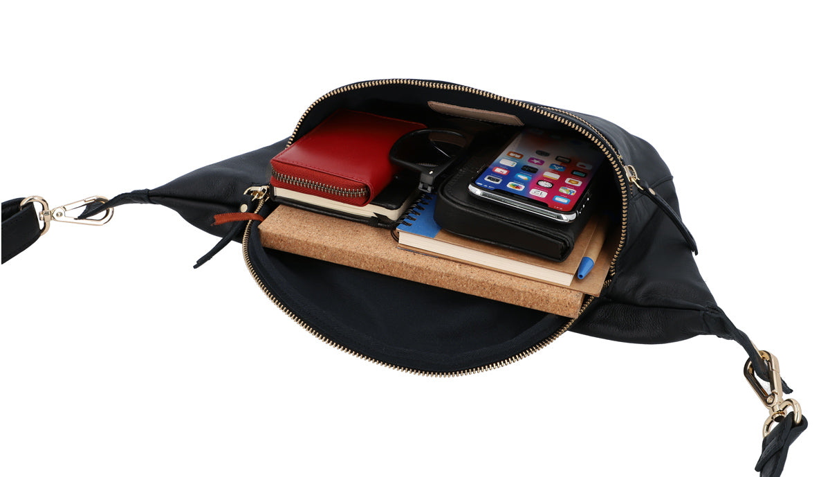 gusti-leder-freya-xxl-bauchtasche-leder-festival-outlet image 3