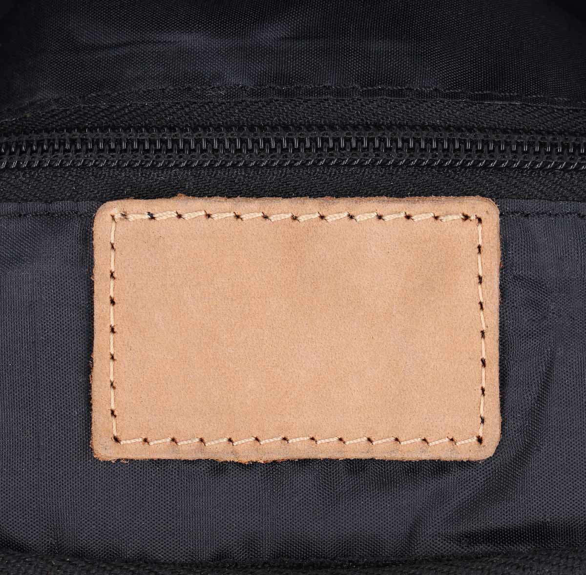 gusti-leder-karl-handtasche-aus-schwarzem-leder-f-r-damen image 6