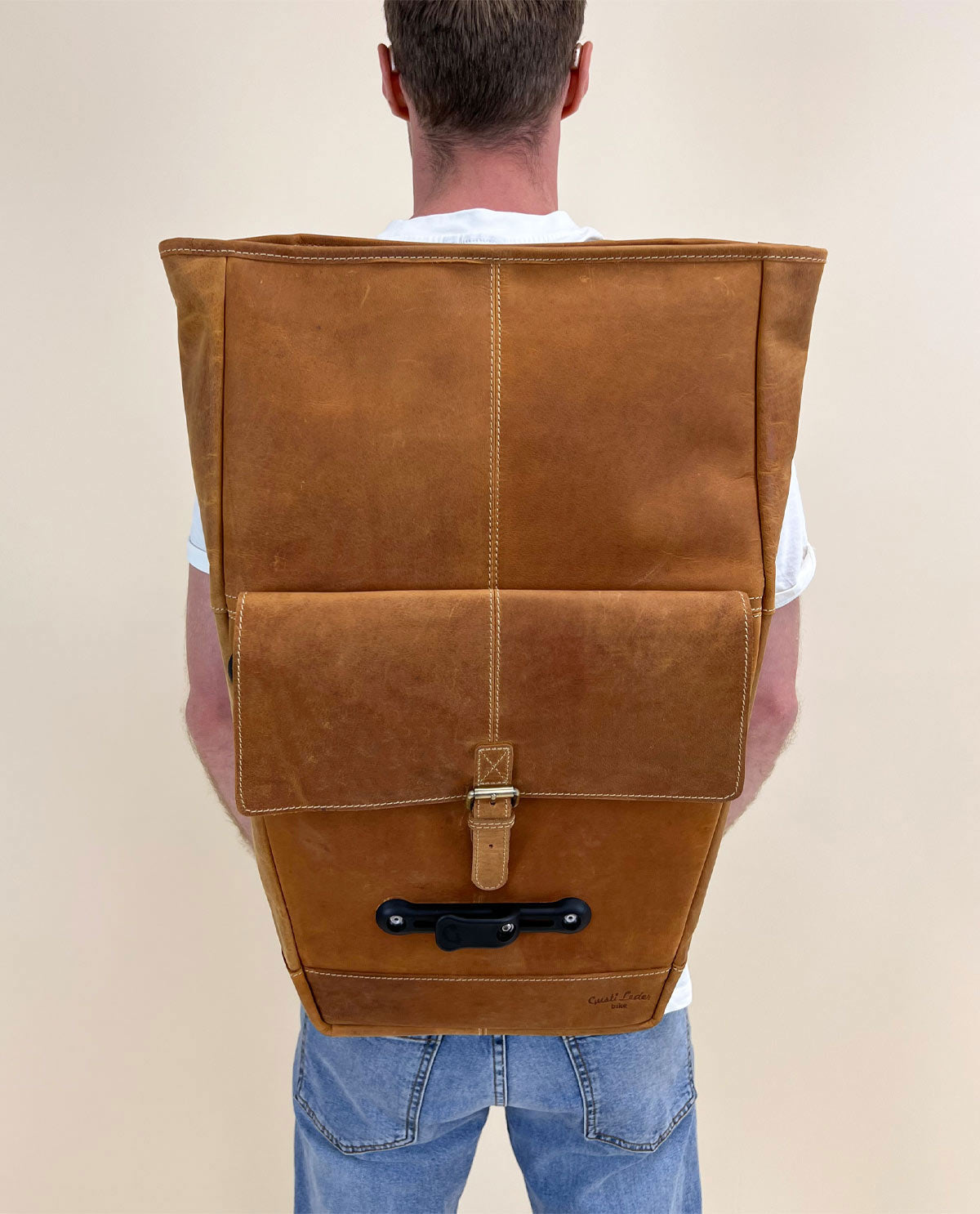 gusti-leder-gareth-t-fahrradtasche-rucksack-gep-cktr-gertasche-outlet image 5