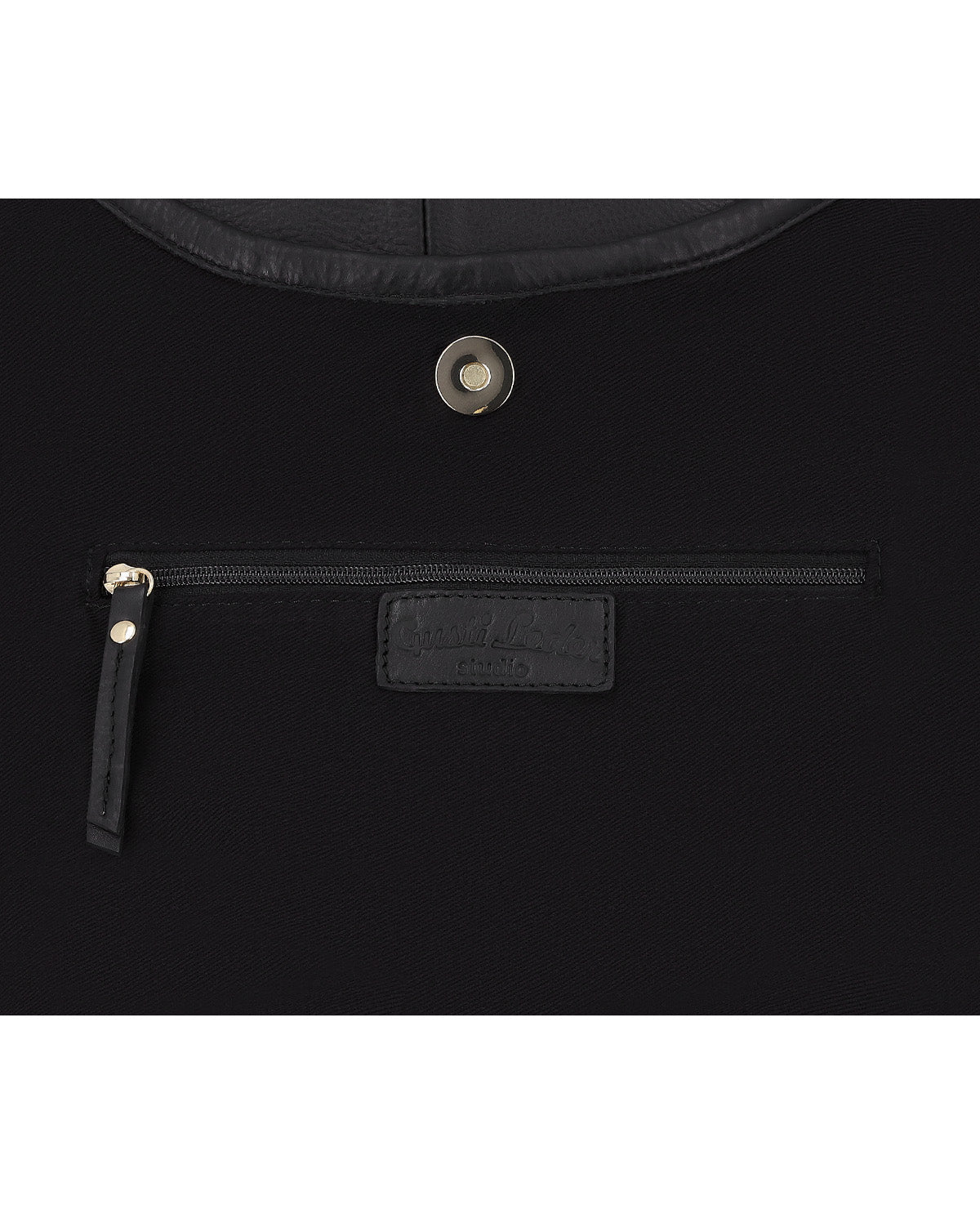 gusti-leder-josephine-ledertasche-mit-magnetverschluss image 6