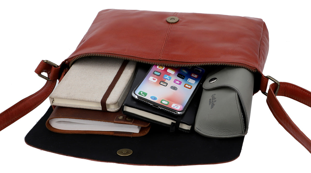 gusti-leder-maisie-handtasche-umh-ngetasche-aus-rindsleder image 3
