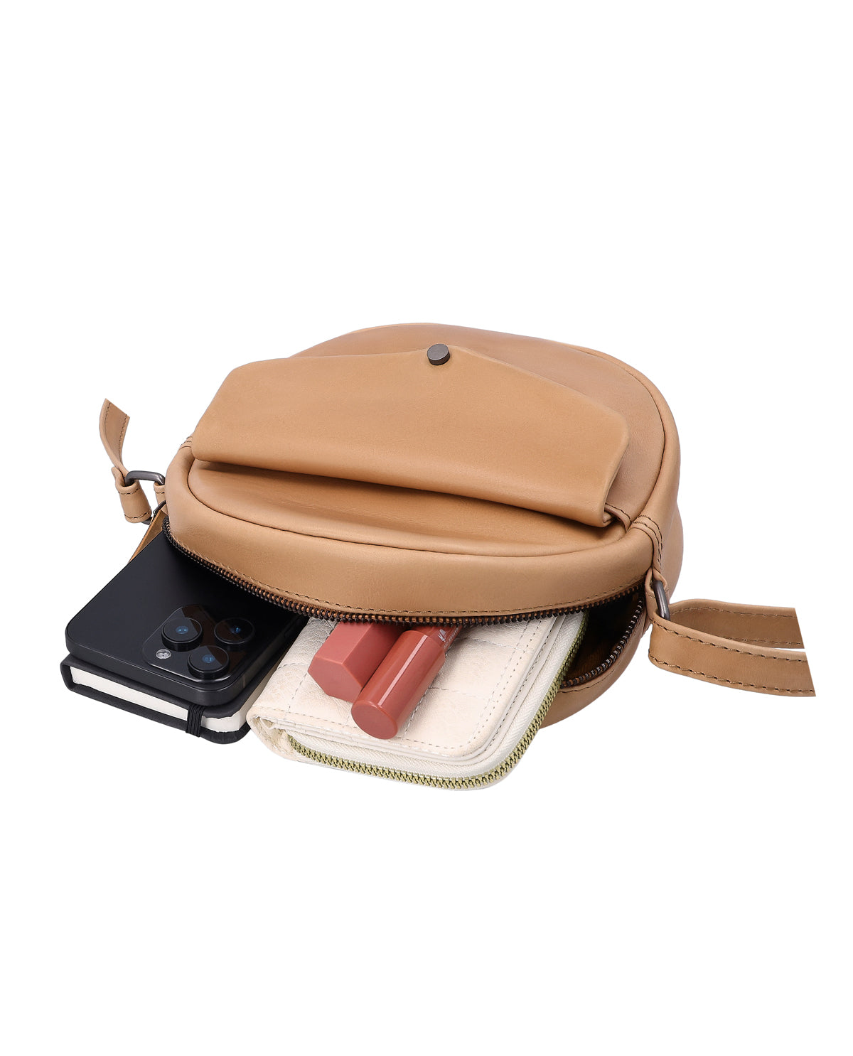 gusti-leder-tora-umh-ngetasche-damen-beige-rindsleder-airtag-fach image 3