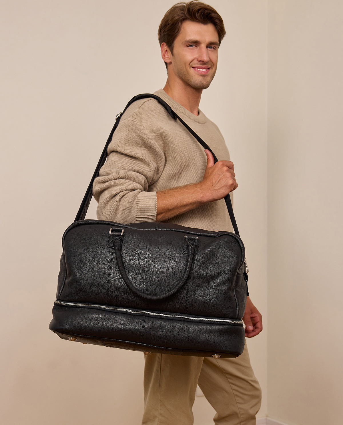 gusti-leder-justin-reisetasche-weekender-aus-leder image 1
