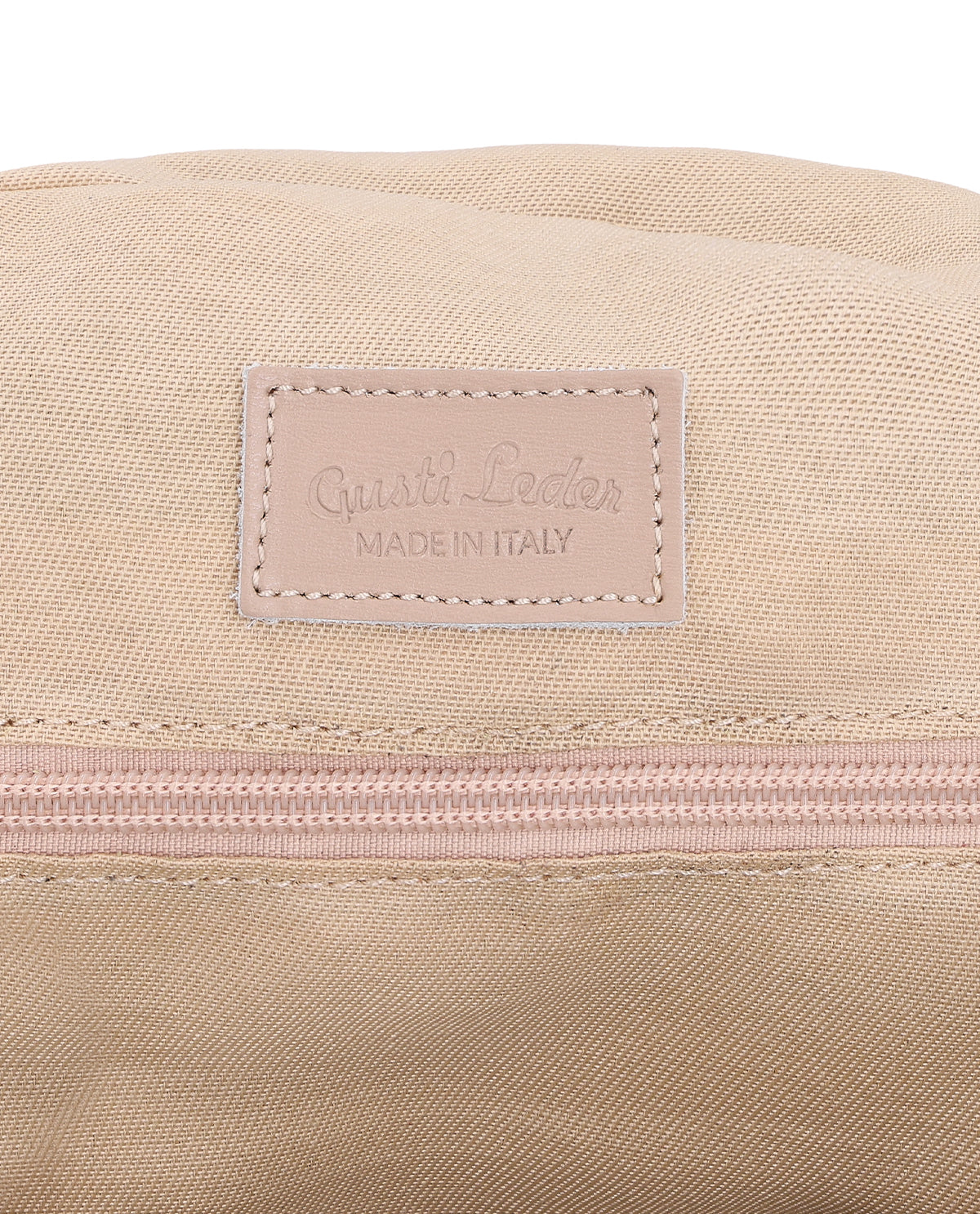 gusti-leder-stine-city-rucksack-aus-leder-made-in-italy image 8