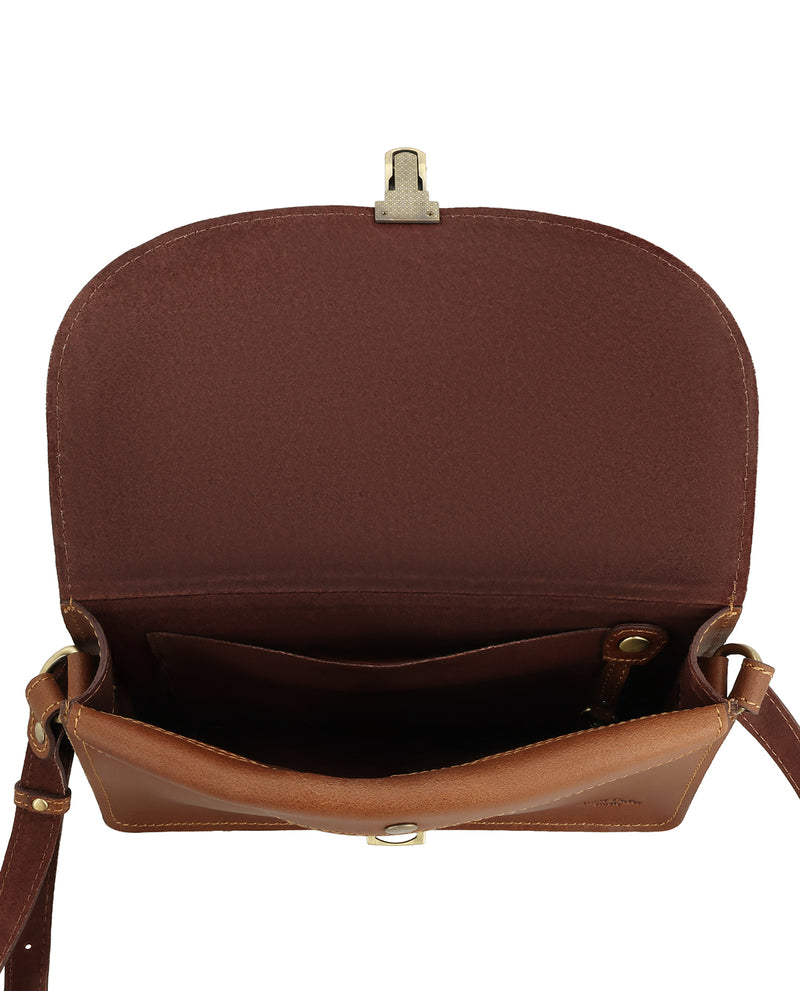 gusti-leder-zoey-leder-handtasche-mit-airtag-fach image 4