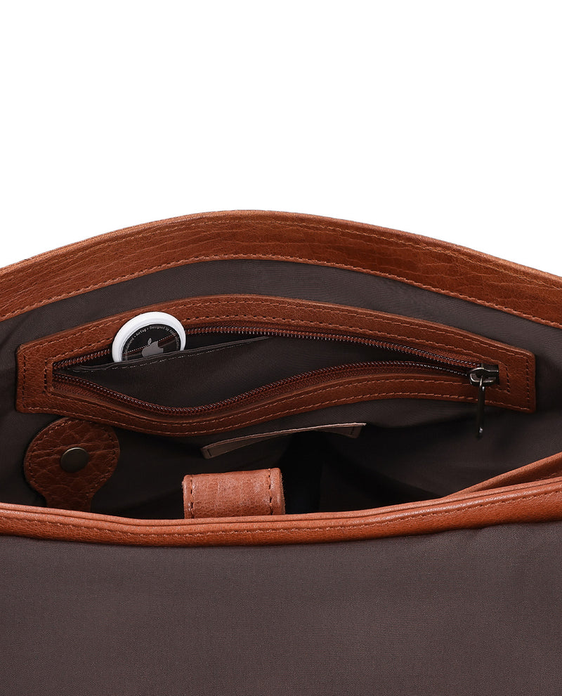 gusti-leder-florin-aktentasche-leder-business-tasche-mit-airtag-fach-fahrrad-rie image 6