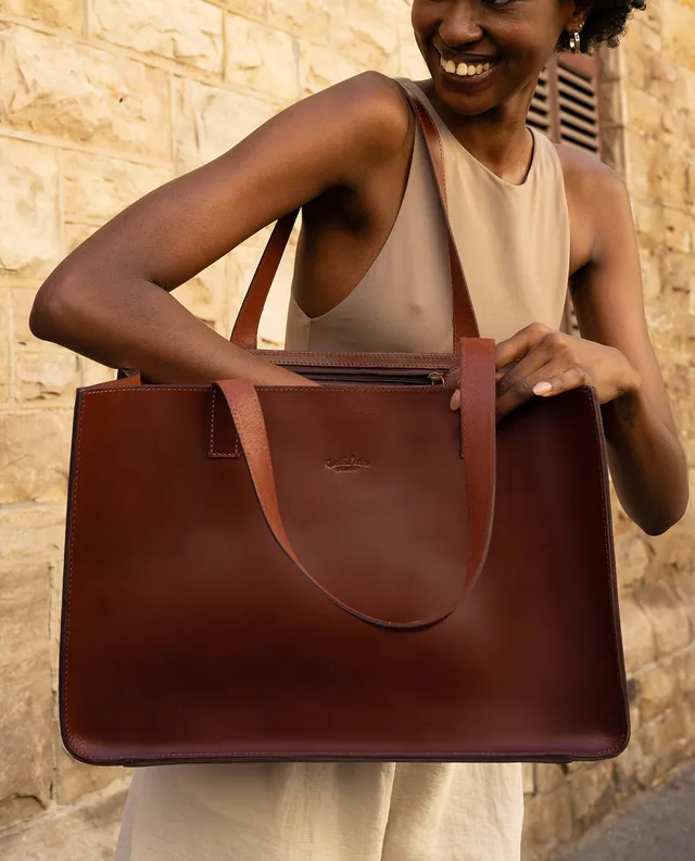 gusti-leder-agatha-shopper-ledertasche-extragro-aus-b-ffelleder-f-r-15-zoll-note image 1