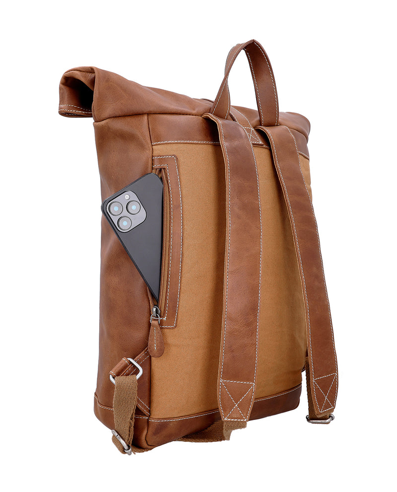 gusti-leder-bendik-roll-top-rucksack-braun-mit-laptopfach image 3