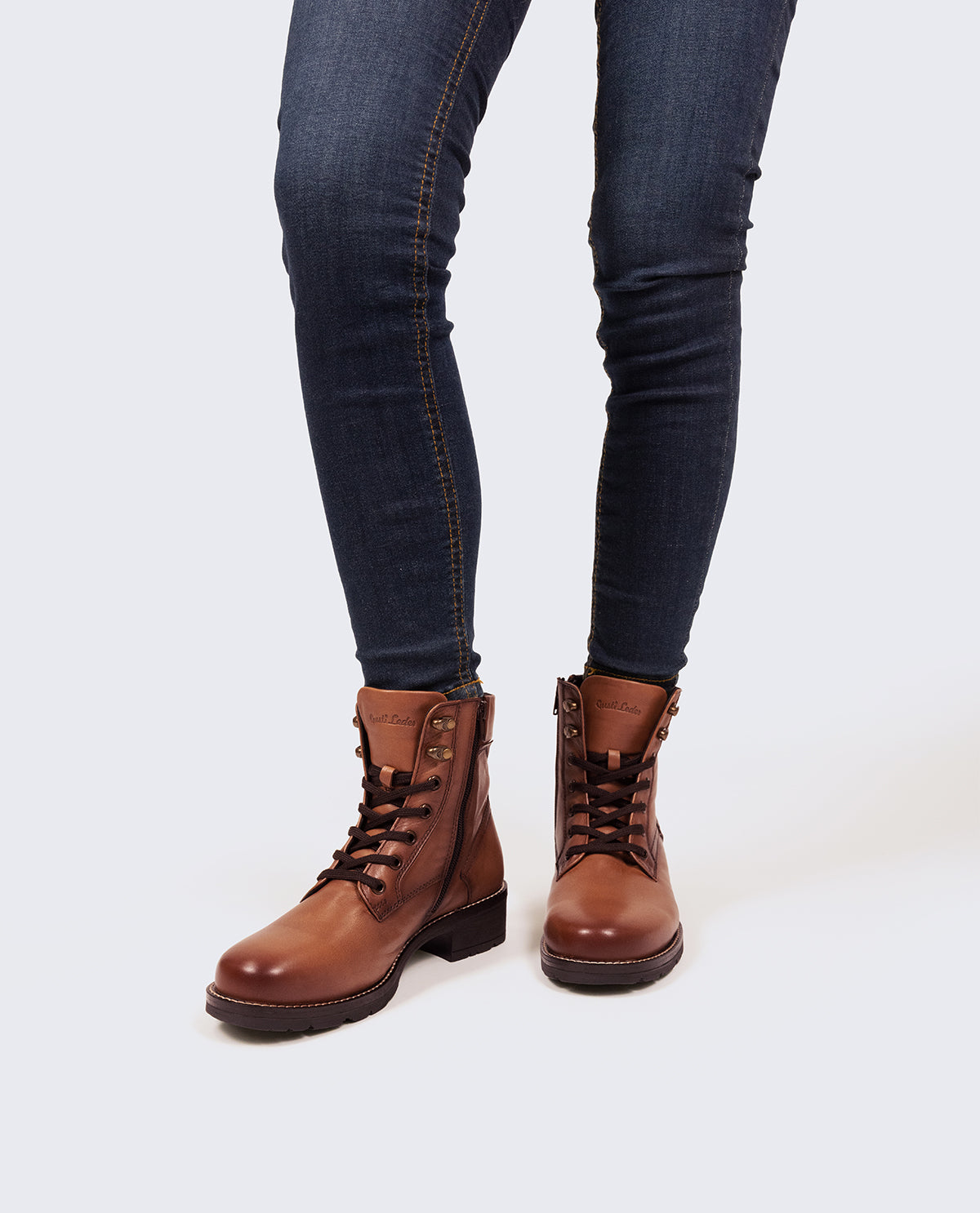 gusti-leder-frieda-damen-lederstiefeletten-aus-braunem-schafsleder image 4
