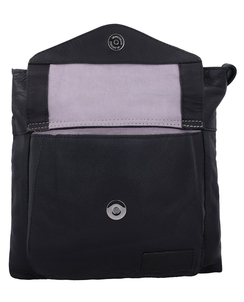 gusti-leder-rikke-kleine-handtasche-aus-schwarzem-leder-f-r-damen image 3