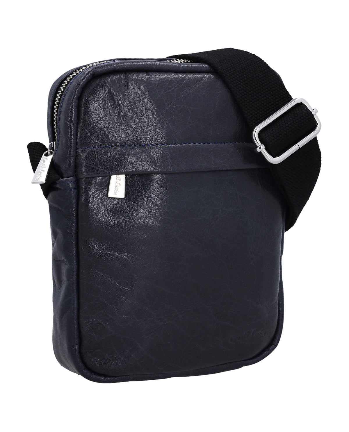 gusti-leder-karl-umh-ngetasche-schwarz-mit-airtag-fach image 2