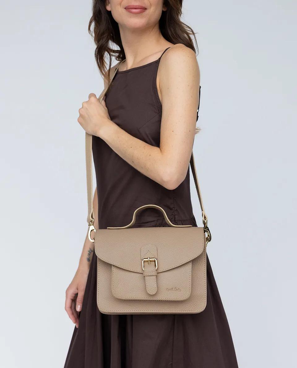 gusti-leder-elida-damen-handtasche-mit-airtag-fach-und-schl-sselring image 1