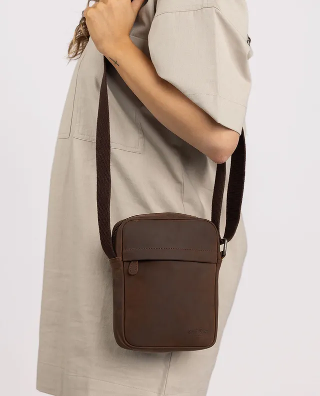 gusti-leder-karl-umh-ngetasche-nussbaum-aus-leder-im-vintage-look image 1