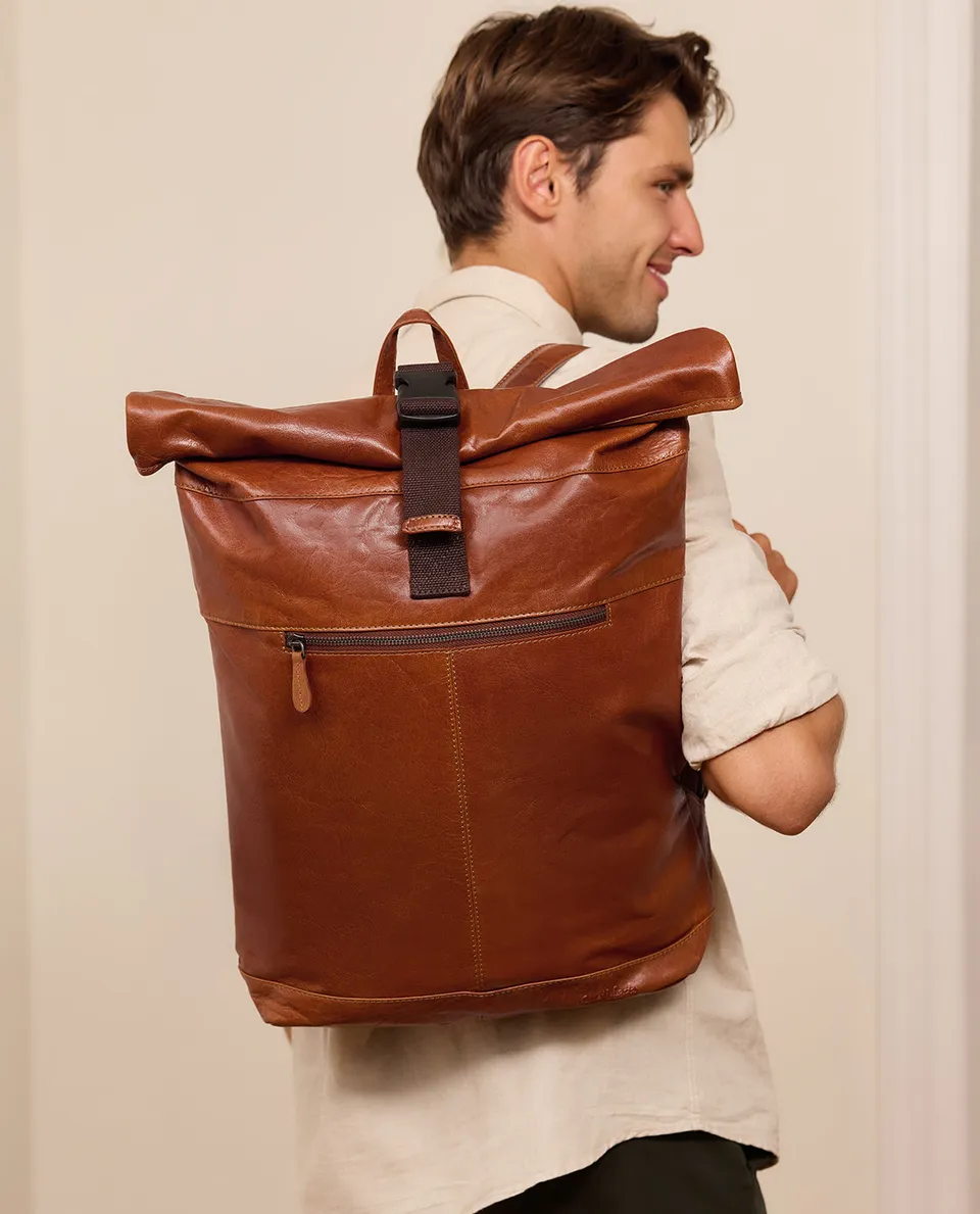 gusti-leder-mattis-rolltop-rucksack-b-ffelleder-braun image 1