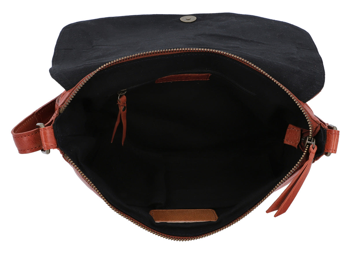 gusti-leder-maisie-handtasche-umh-ngetasche-aus-rindsleder image 4