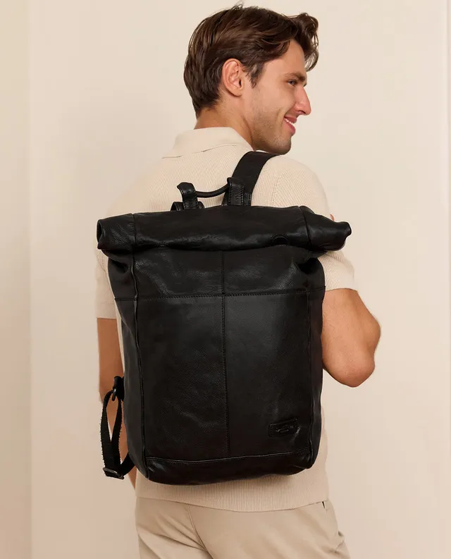 gusti-leder-joy-kurierrucksack-daypack-aus-rindsleder-schwarz-fliptop-f-r-b-ro-u image 1