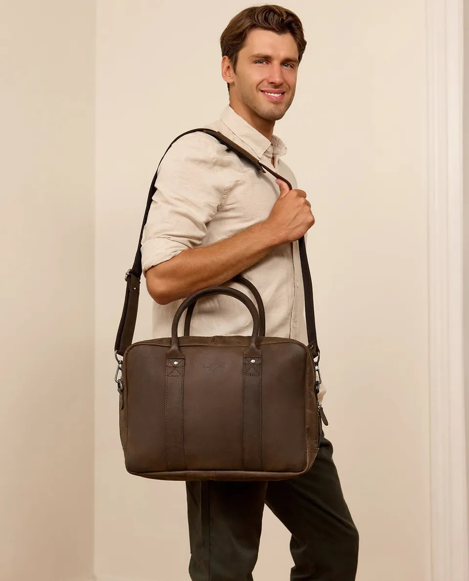 gusti-leder-fynn-aktentasche-leder-mit-trolley-schlaufe-outlet image 1