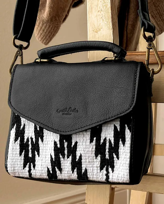 gusti-leder-willow-kleine-abendtasche-mini-handtasche image 1