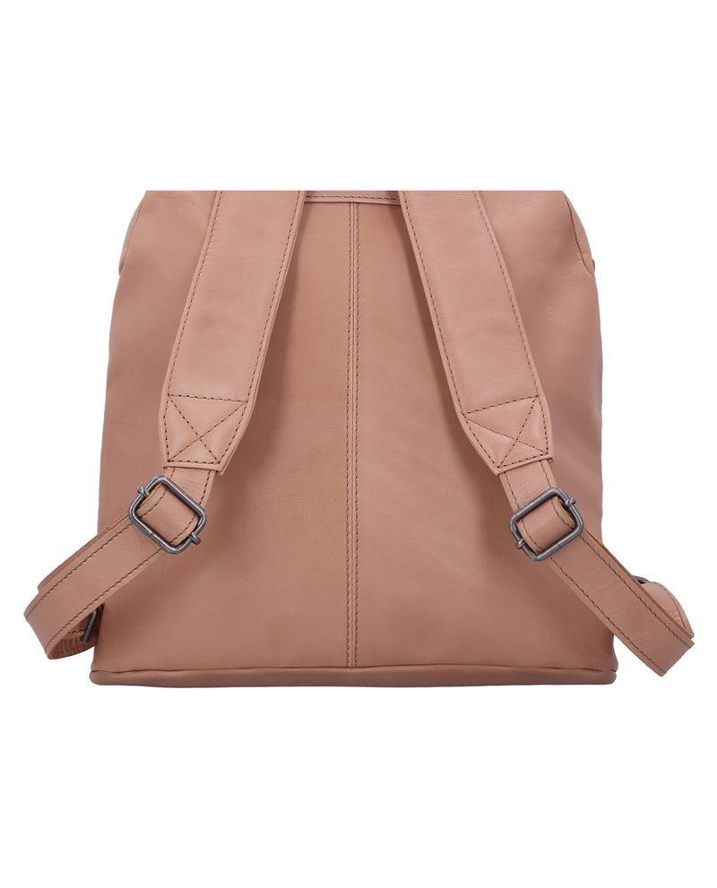 gusti-leder-sanna-rucksack-damen-leder-beige-mit-airtag-fach image 4