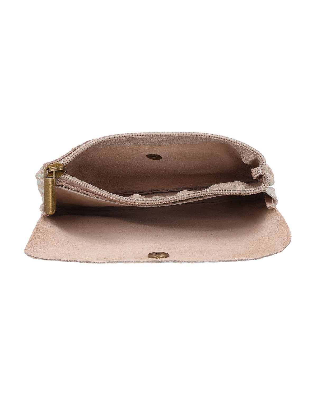 gusti-leder-anela-aufbewahrungstasche-leder-mit-magnetverschluss-3 image 4