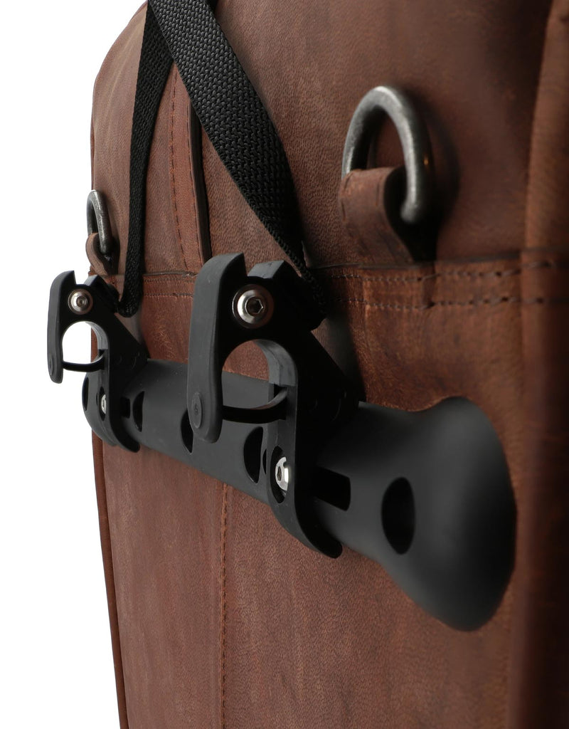 gusti-leder-miquel-i-rolltop-rucksack-aus-echtleder-mit-laptopfach image 2