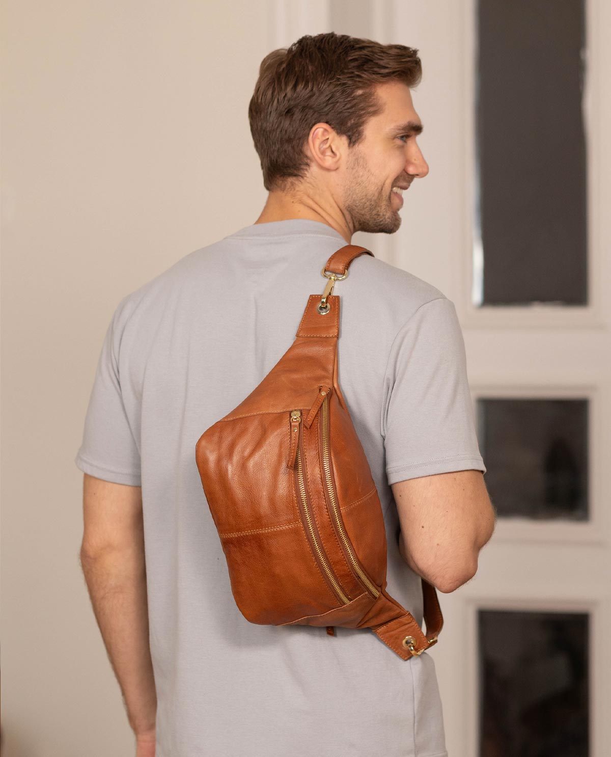 gusti-leder-freya-xxl-bauchtasche-outlet-g-rteltasche image 6