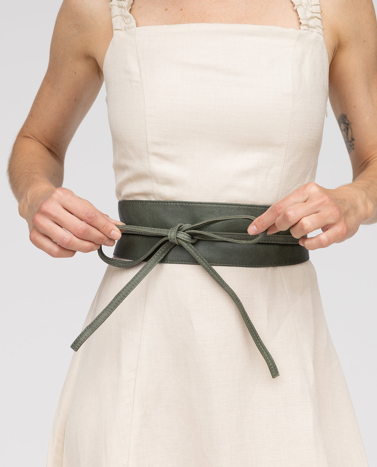gusti-leder-federica-wickel-tailleng-rtel-damen-gr-n image 1