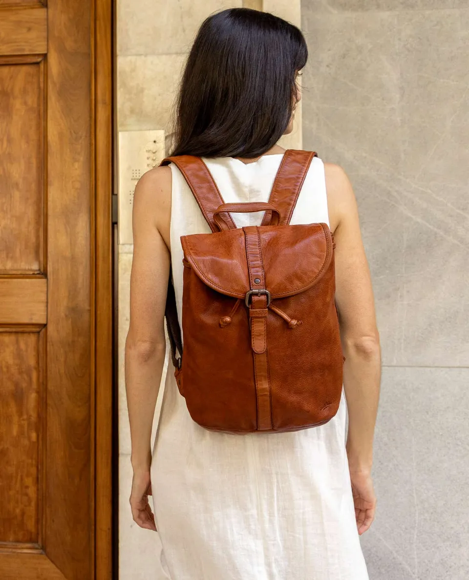 gusti-leder-bennett-city-rucksack-leder-kompakt-2 image 1