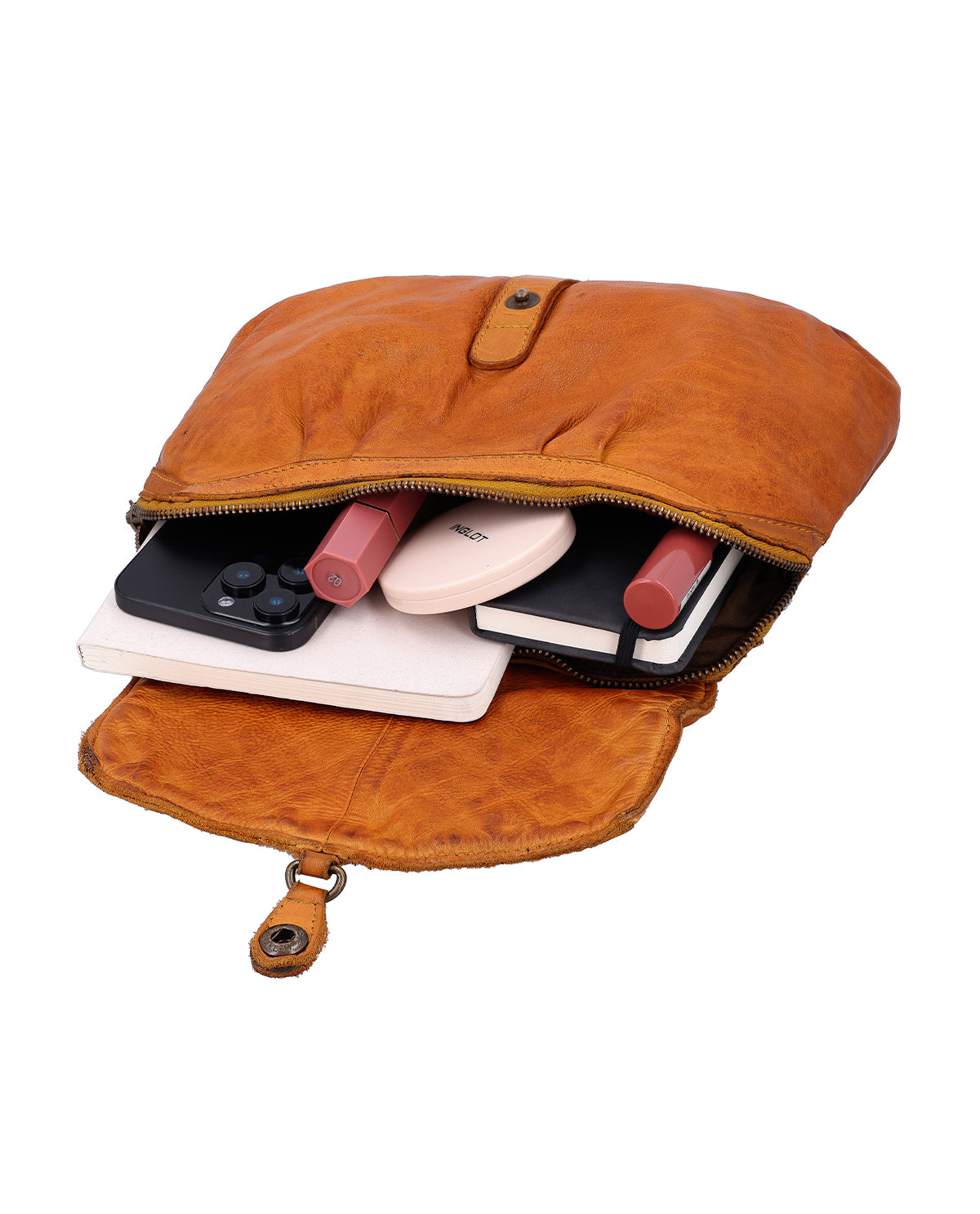 gusti-leder-anette-mini-handtasche-braun-rindsleder-zwei-wege-verschluss image 3