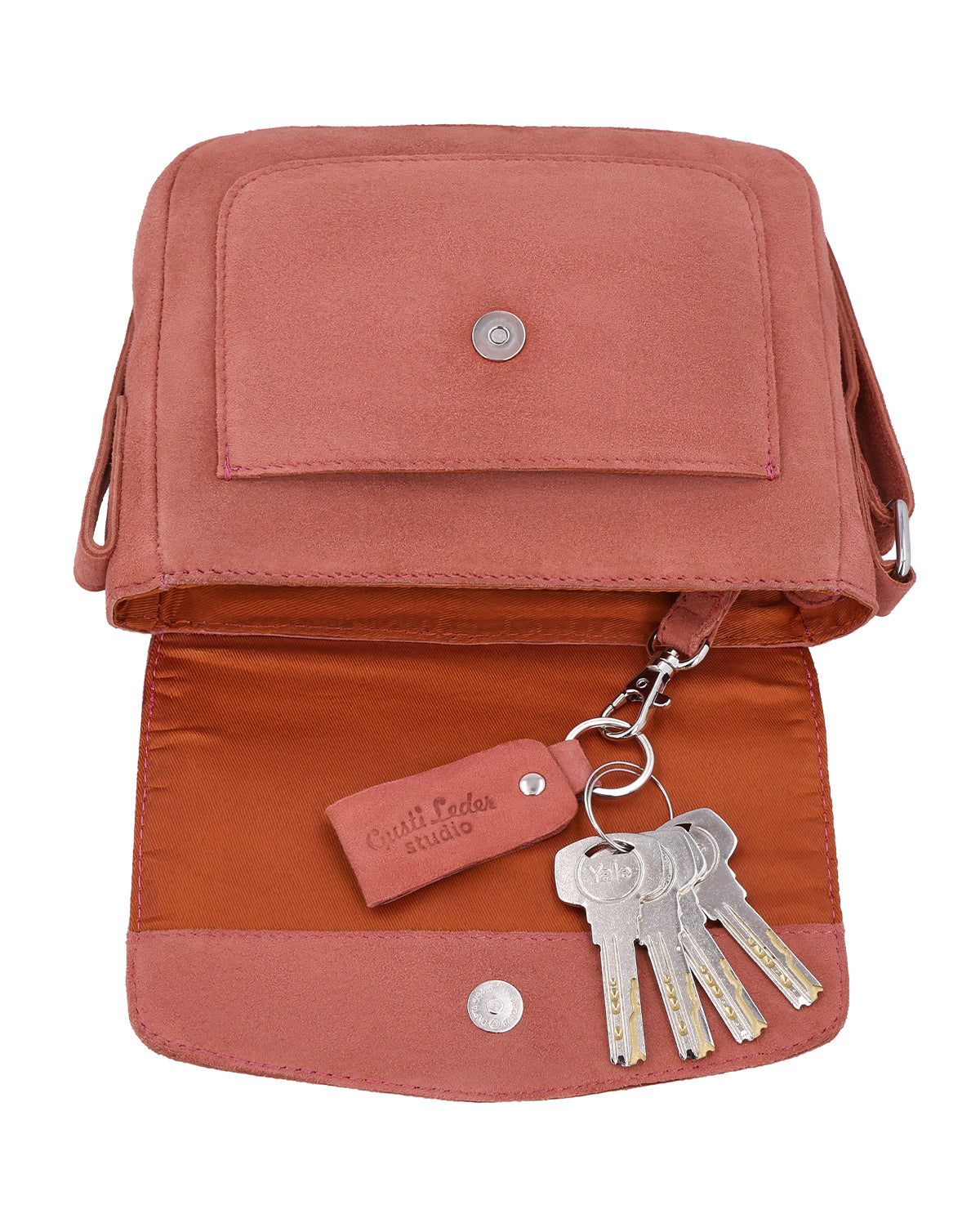 gusti-leder-mariel-umh-ngetasche-mit-airtag-fach image 7