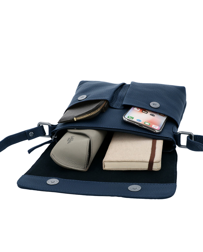gusti-leder-veha-umh-ngetasche-damen-blau-rechteckig image 4