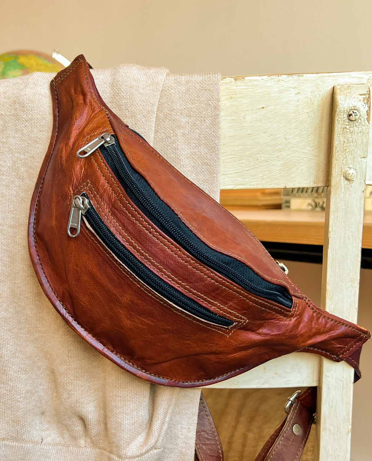gusti-leder-richard-g-rteltasche-bauchtasche-aus-ziegenleder-outlet image 2