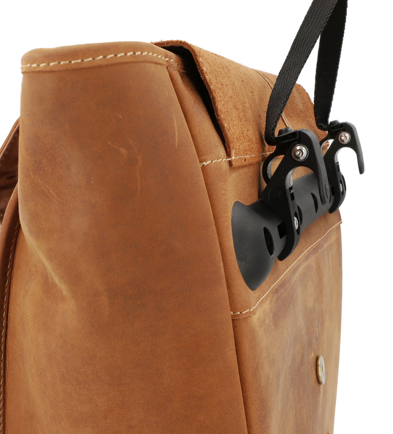 gusti-leder-carmine-p-fahrradtasche-2-in-1-gep-cktr-gertasche-und-rucksack image 3