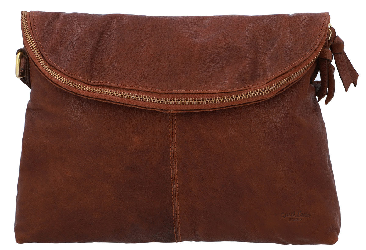 gusti-leder-gardenia-cross-body-handtasche-aus-ziegenleder-in-honigbraun-outlet image 7