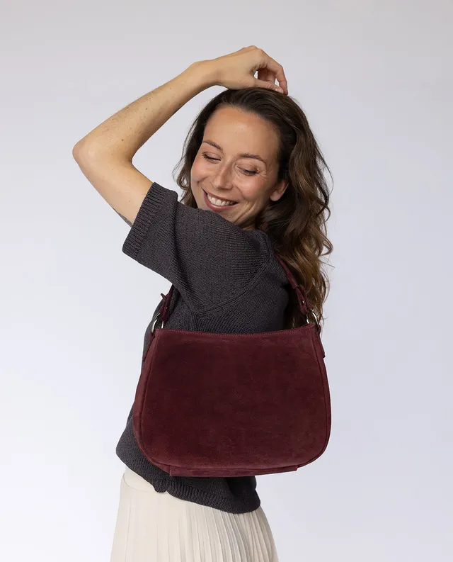 gusti-leder-marcella-handtasche-aus-leder-mit-schulterriemen image 1