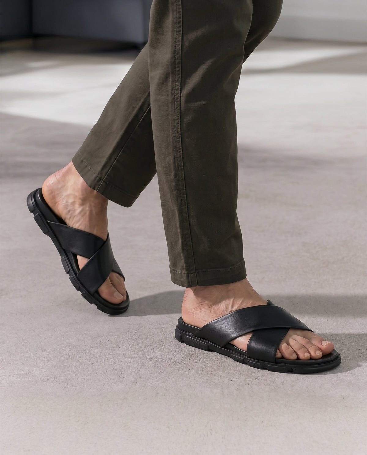 gusti-leder-julian-herren-ledersandale-schwarz-gr-42-47 image 2