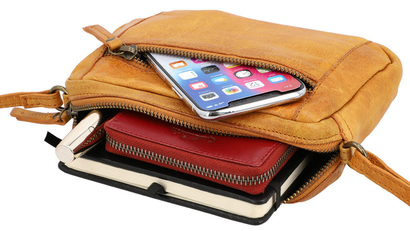 gusti-leder-dominic-handtasche-leder-kompakt image 3