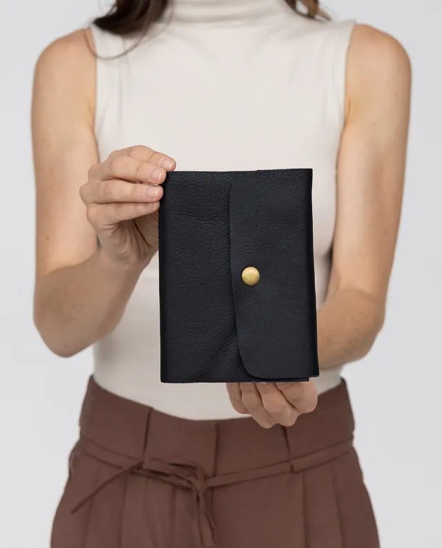 gusti-leder-virginia-buch-mit-ledercover-braun-nachf-llbar image 1