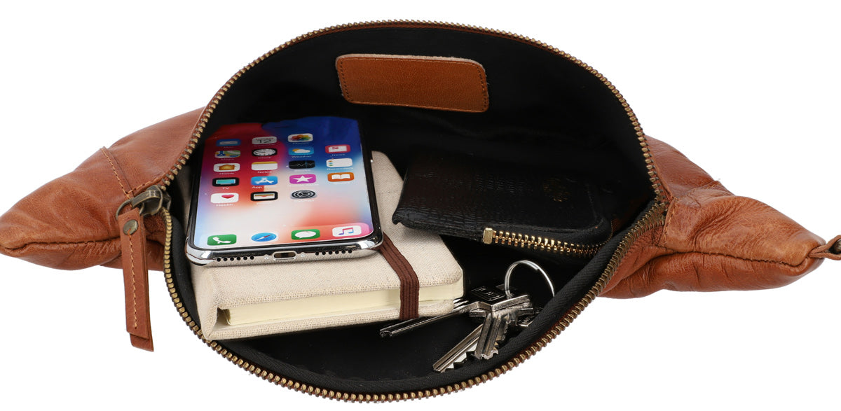gusti-leder-cillian-g-rteltasche-bauchtasche-outlet image 3