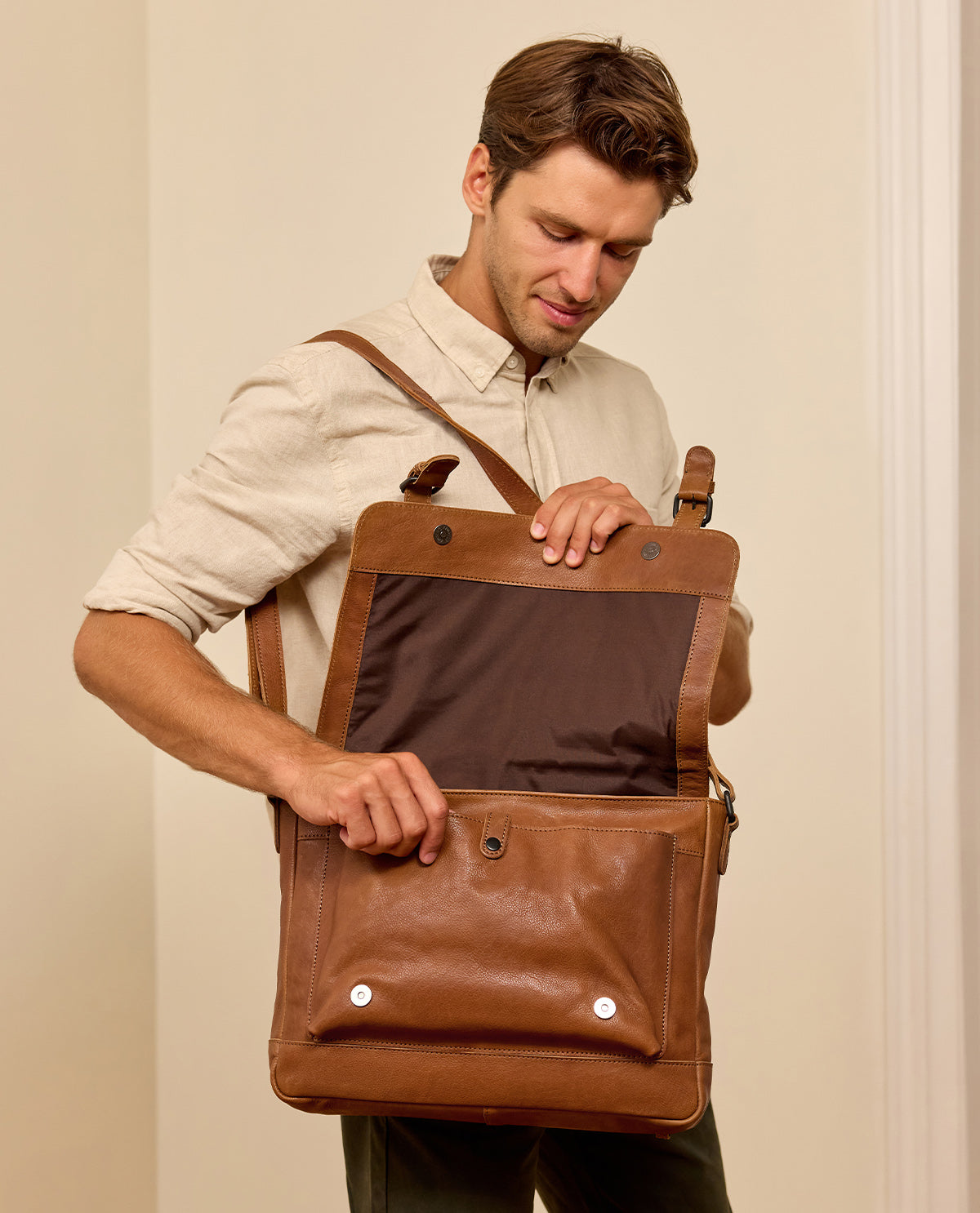 gusti-leder-attila-laptoptasche-business-tasche-aus-leder image 7