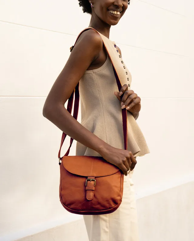 gusti-leder-candice-crossbody-handtasche-aus-leder image 1