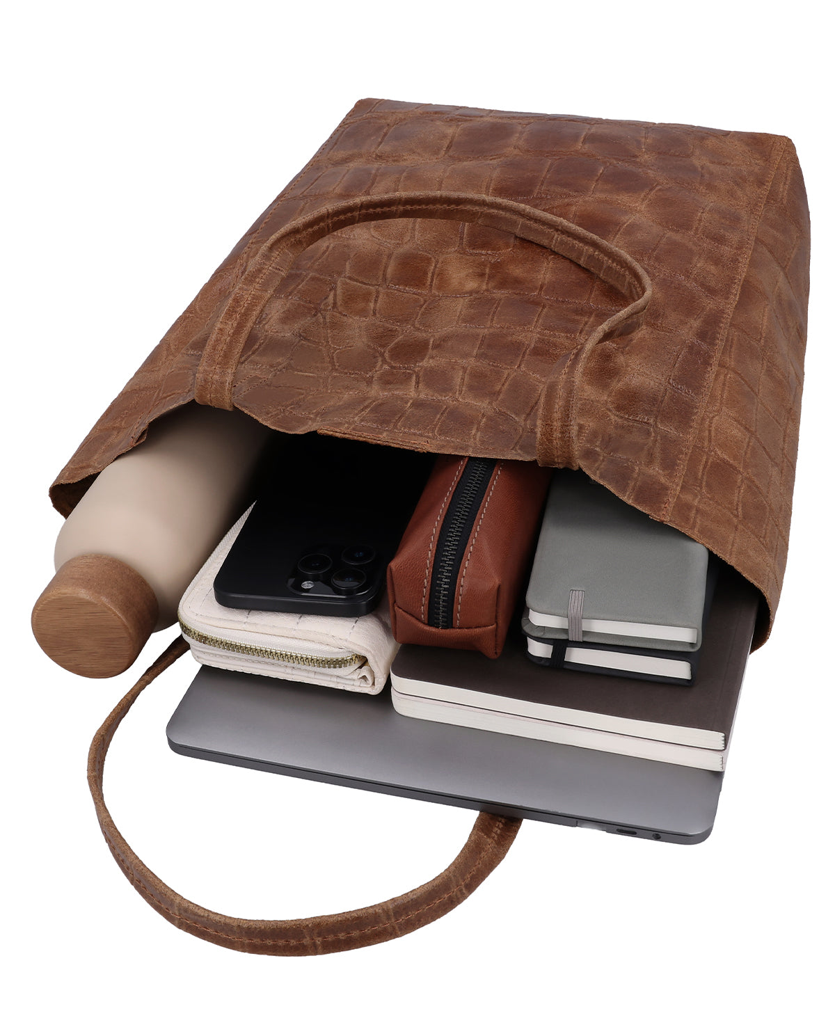 gusti-leder-vilma-lederhandtasche-damen-braun-kroko-optik image 3
