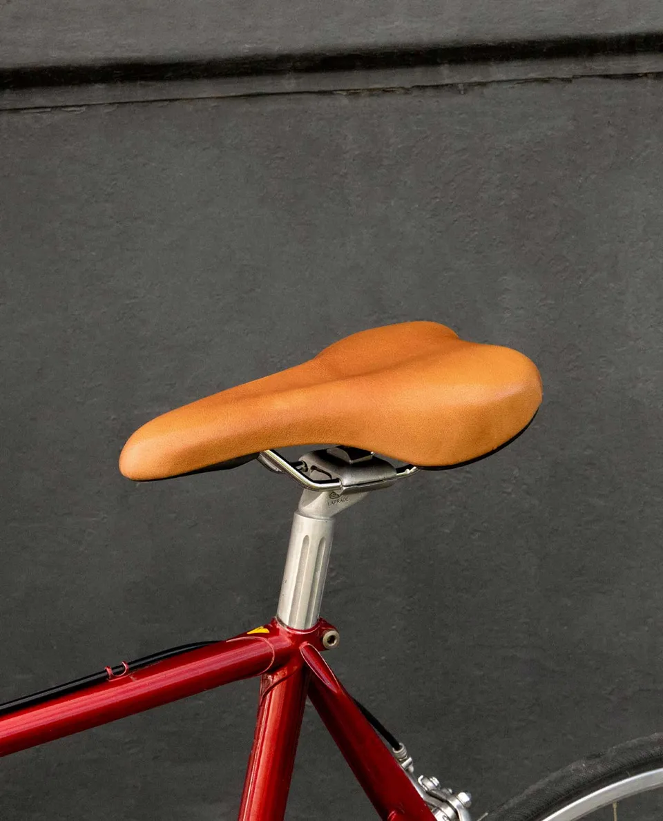 gusti-leder-regina-s-fahrradsattel-leder-city-sattel image 1
