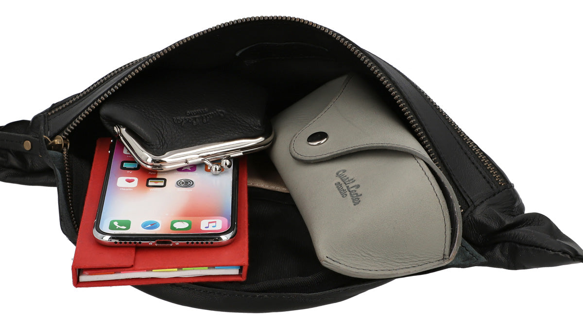 gusti-leder-acton-bauchtasche-g-rteltasche-schafsleder-outlet image 3