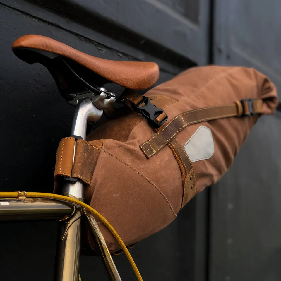 gusti-leder-romain-m-satteltasche-fahrrad-gro-canvas-b-ffelleder image 1