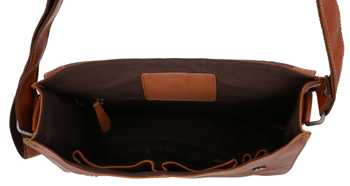gusti-leder-pharell-outlet-umh-ngetasche-15-zoll-laptop image 5