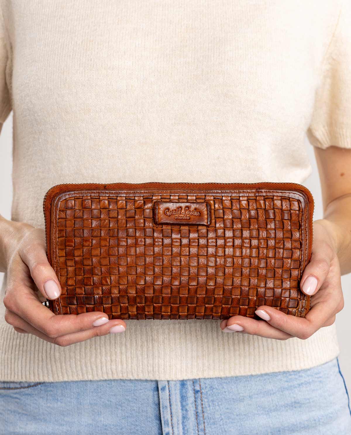 gusti-leder-outlet-geldb-rse-geflochten-damen-lederbrieftasche image 4