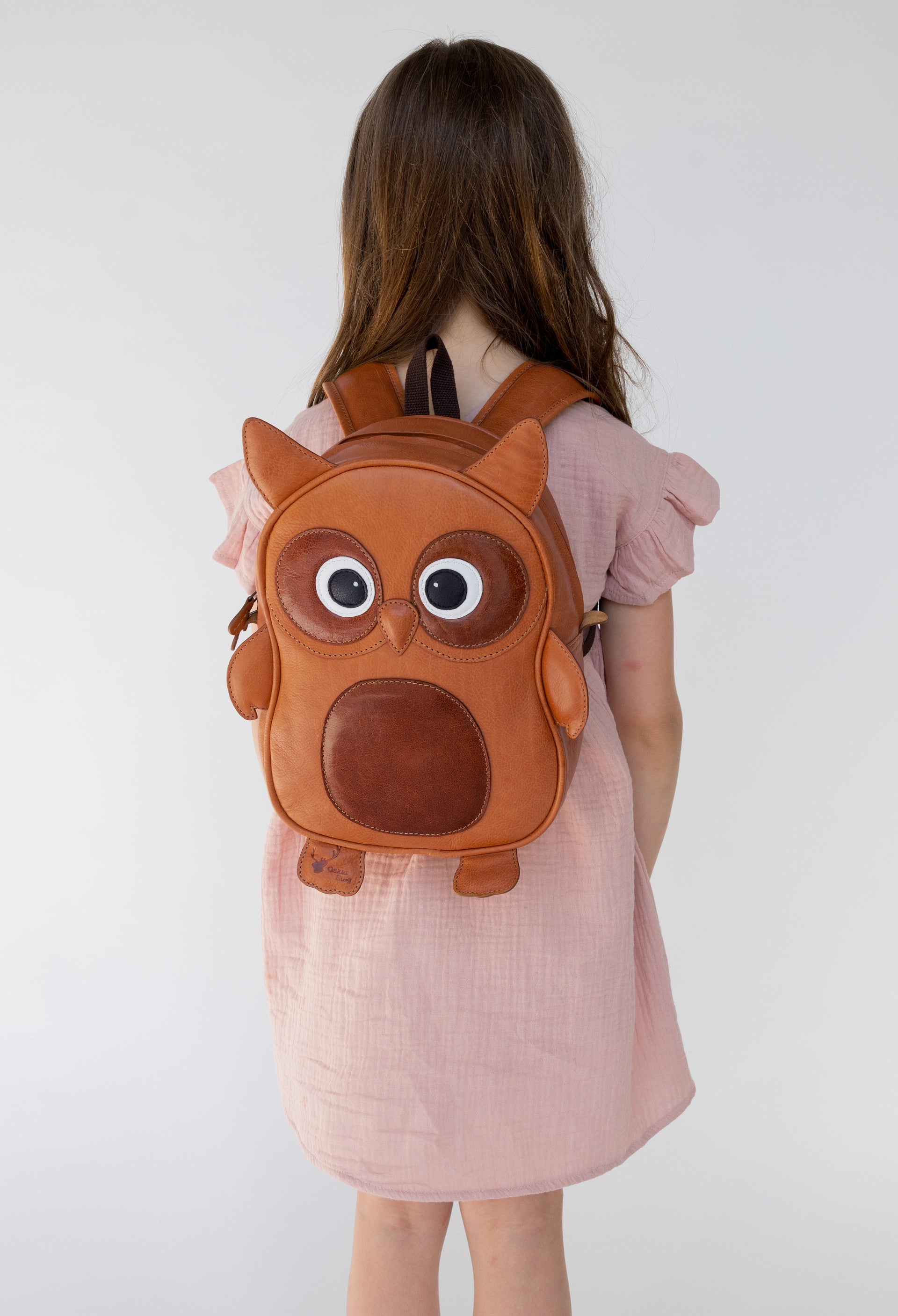 gusti-leder-joni-kinder-rucksack-mit-eule-aus-leder image 1