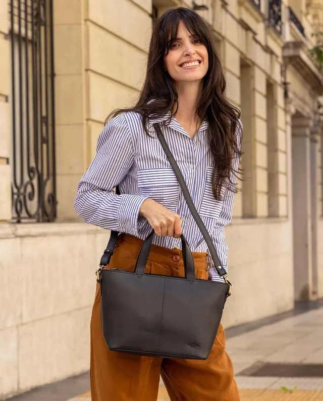 gusti-leder-madeline-outlet-handtasche-aus-leder-schwarz image 1